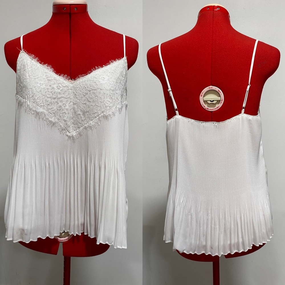 Womens top by Harlowe & Graham ~ Size Small ~ Lining & Metal Hardware